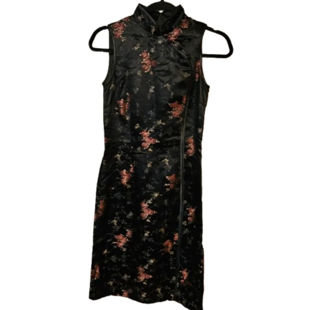 H&M Women's Size 4 Sleeveless Black Floral Dress - Picture 1 of 7